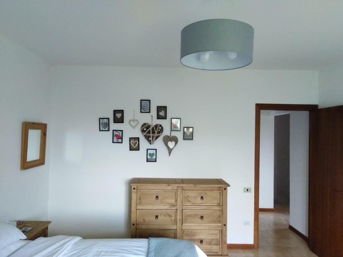 Casa Umbria Apartment Губио Екстериор снимка