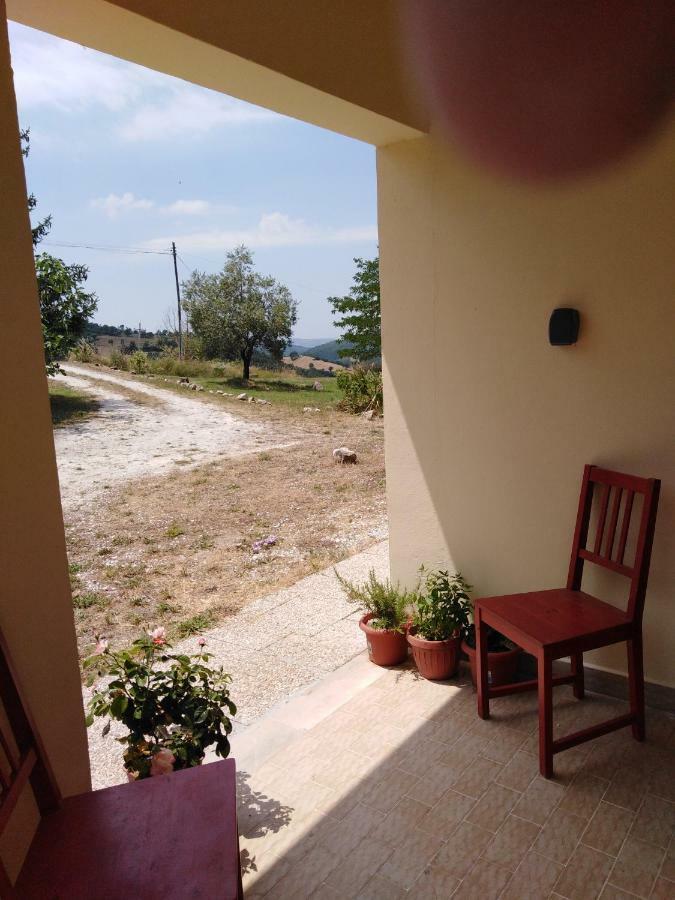 Casa Umbria Apartment Губио Екстериор снимка